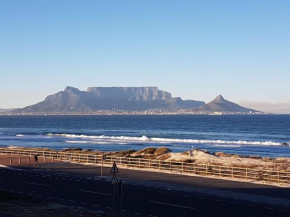 Blouberg Luxury Beachfront Apartment